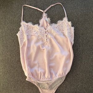 Lace Trim Satin Bodysuit in Soft Pink/lilac color